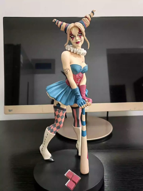 DC Direct Harley Quinn by ENRICO MARINI Sexy Hot baby 1/6 Sculpture