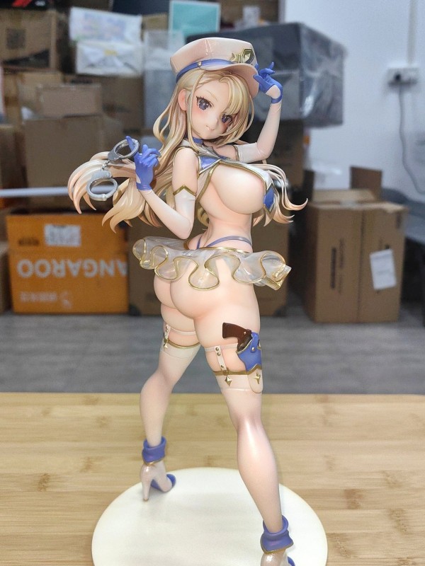 Lovely Cosmic Police Hot Sexy 1/6 Statue