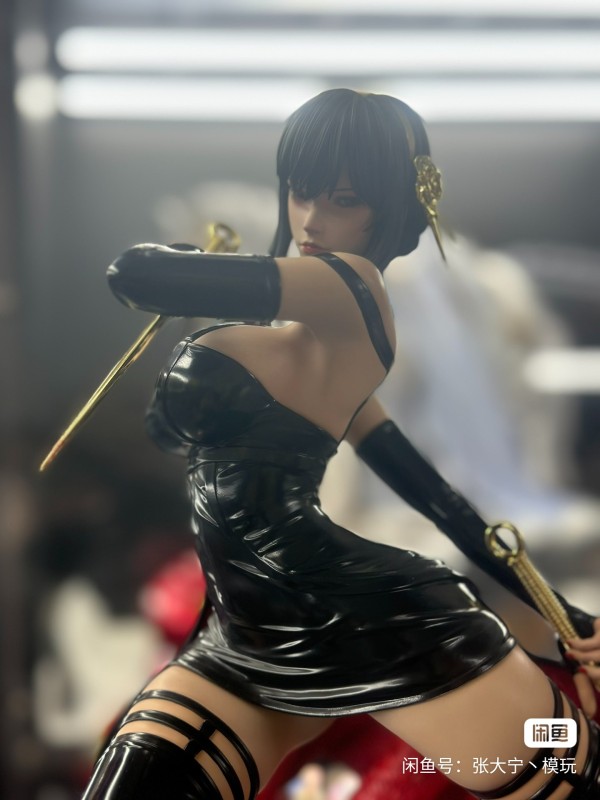 Creation Studio Spy×Family Yor Forger Hot Sexy 1/4 Statue Deluxe Version