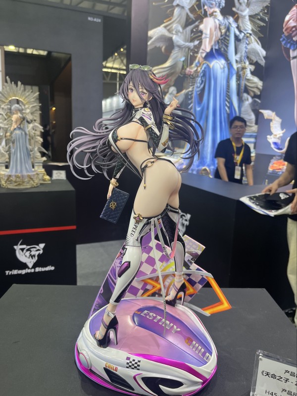 TriEagles Studio Destiny Child Zephyros Hot Sexy 1/4 Statue
